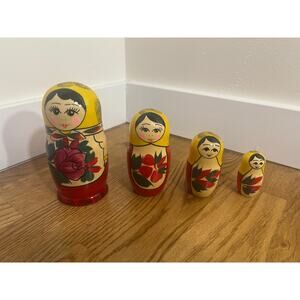 Wooden‎ Nesting Dolls Stacking Toy Decor